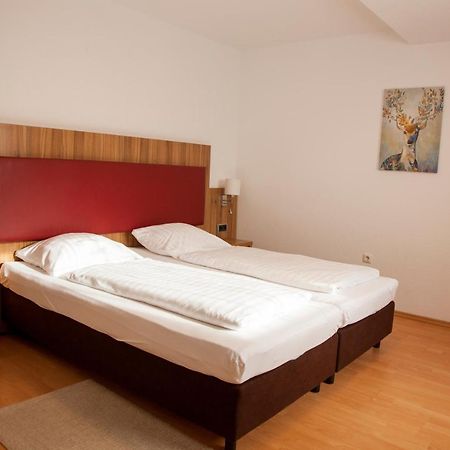 Gaestehaus Haeuser Linden  Esterno foto